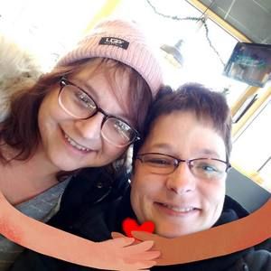 Meet your Posher, Carrie